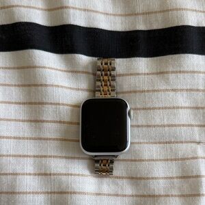 Apple Watch Series 4 40mm Aluminum - Used